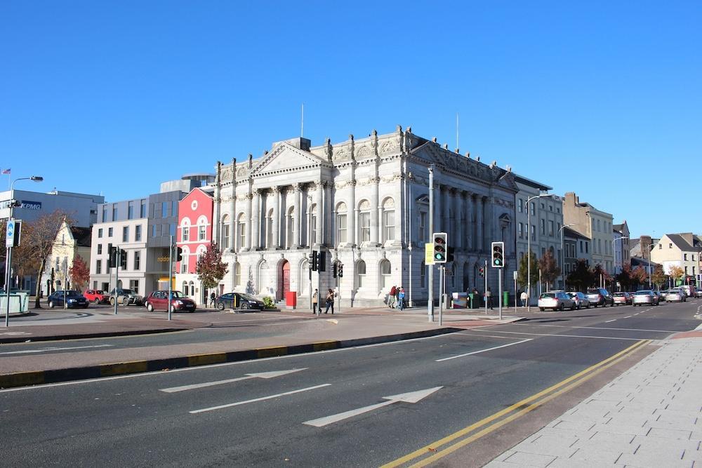Maldron Hotel South Mall Cork City Exterior photo